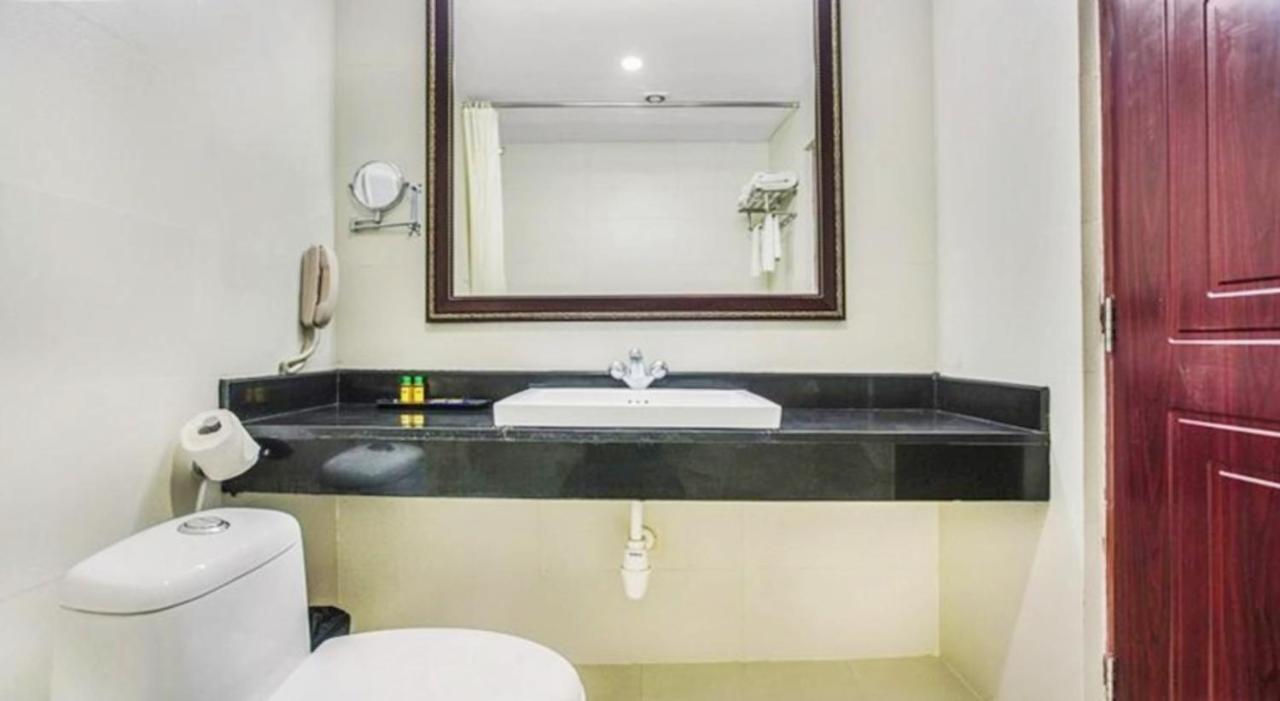 Genx Kr Inn Manyata Bangalore Extérieur photo